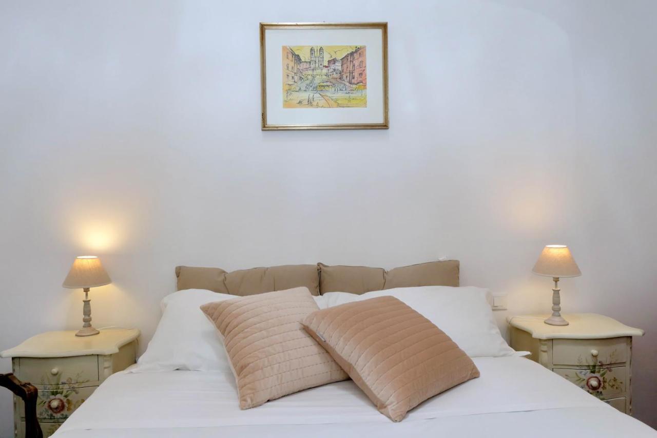 Pellegrino Apartment Рим Екстериор снимка