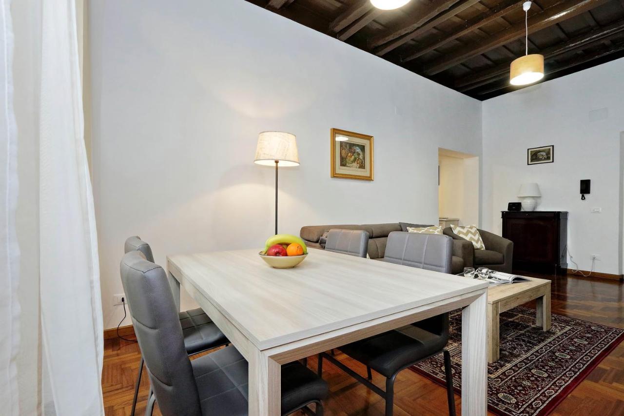 Pellegrino Apartment Рим Екстериор снимка