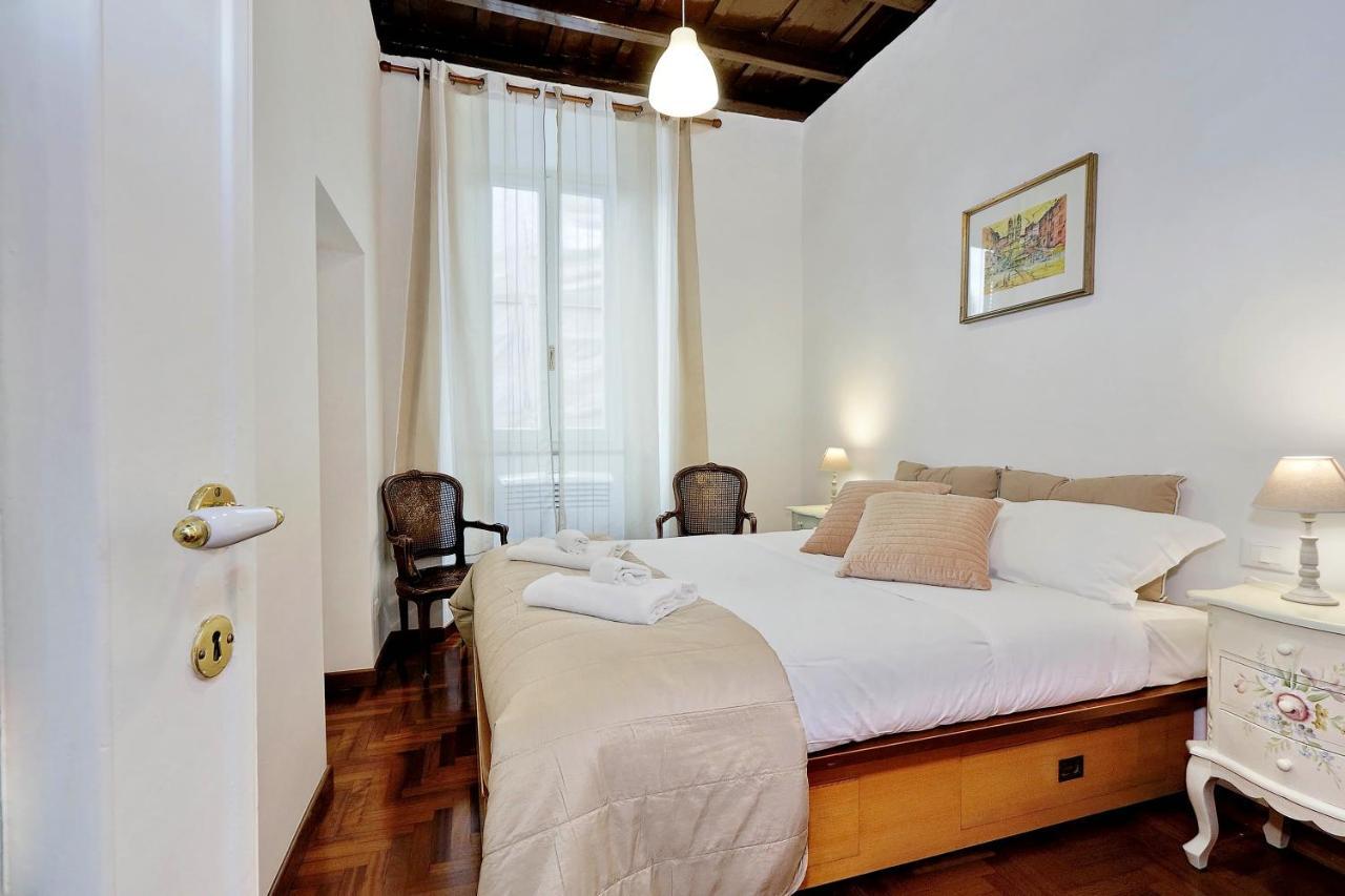 Pellegrino Apartment Рим Екстериор снимка