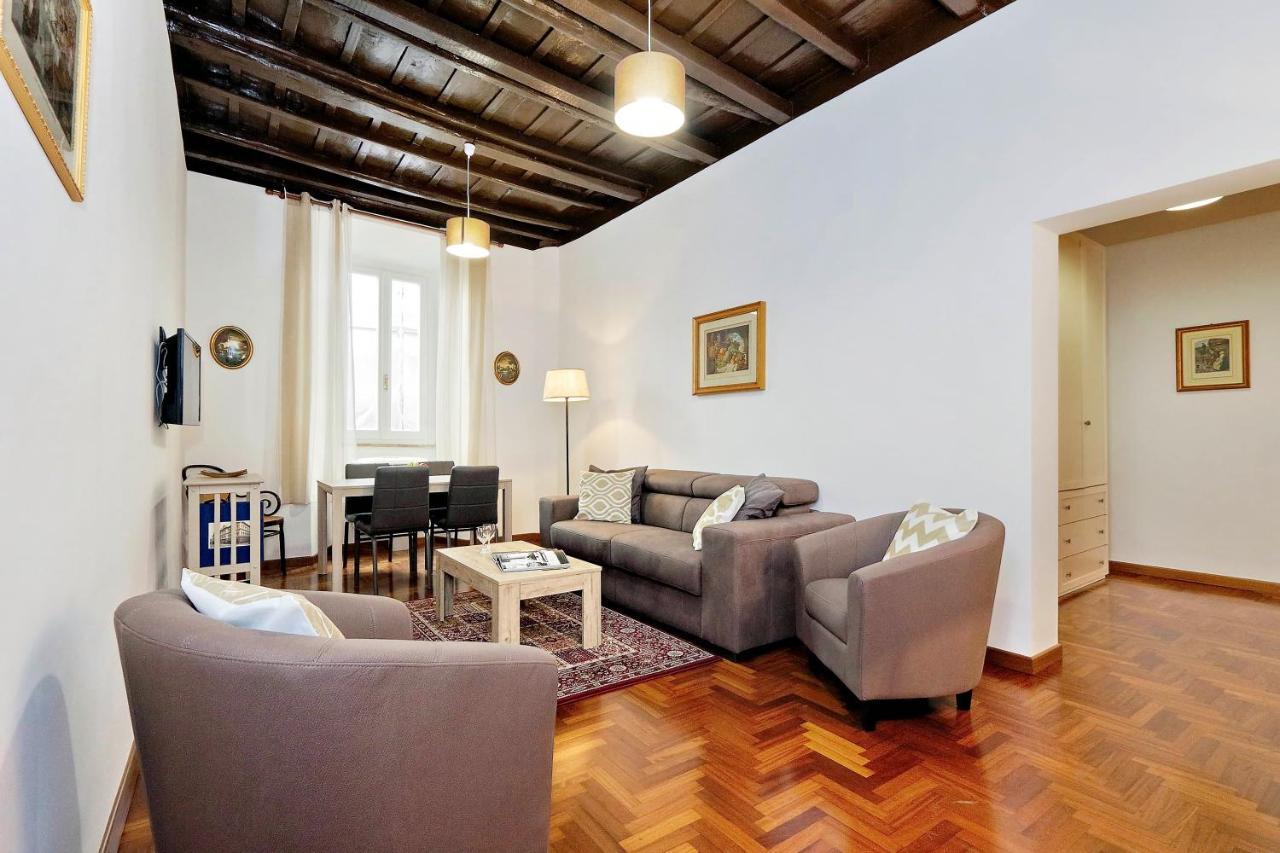 Pellegrino Apartment Рим Екстериор снимка
